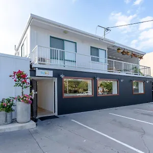 Surf Boutique Backpackers - Free Breakfast Guldkusten
